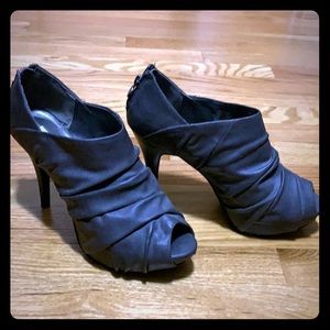 Sexy gray bootie heels